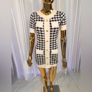 Black & White mini dress (stretchy)